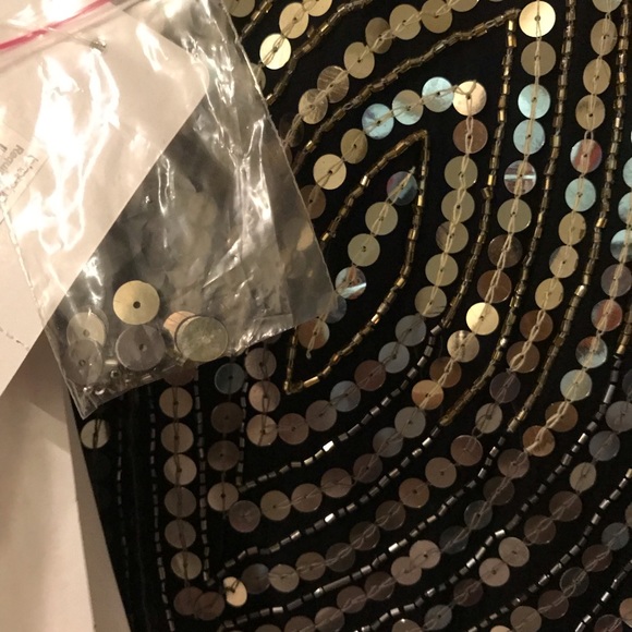 Niteline Short Sequined Beaded Dress - Picture 4 of 4